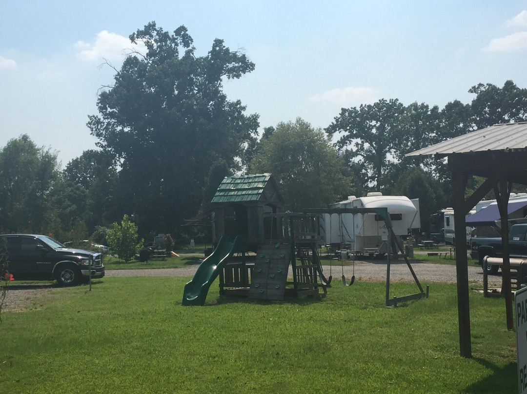 Ivy's Cove RV Retreat