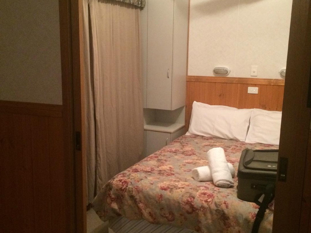 河滨小屋公园露营地