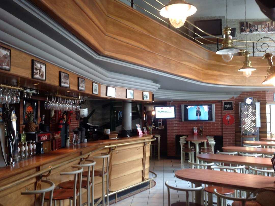 KINITO PUB