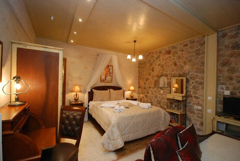 Ampolis Guest House