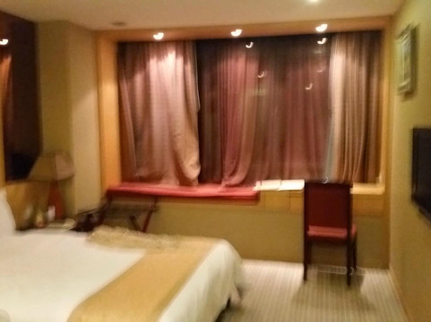 金中环酒店公寓(深圳会展中心店)主图