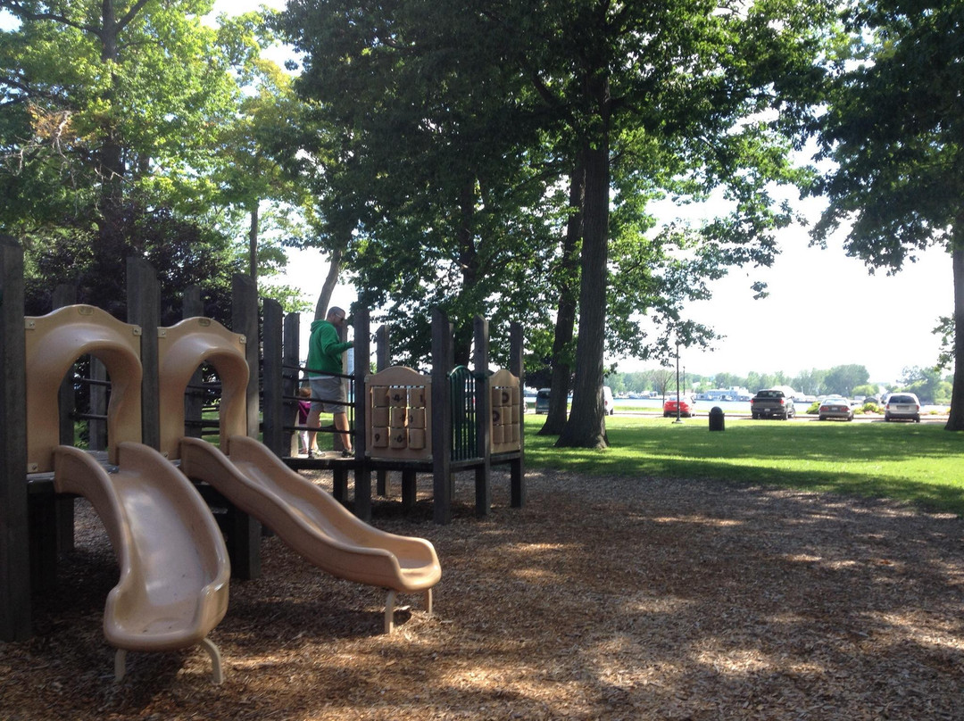 Pine Grove Park-休伦港必去景点