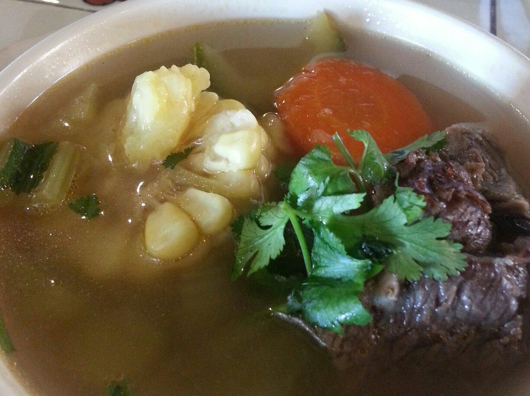 San Vicente餐馆和美食-Los Tres Gallegos