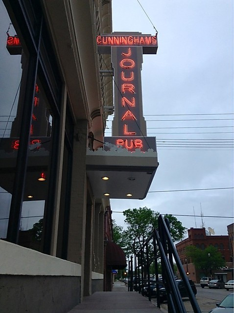 卡尼餐馆和美食-Cunningham's Journal