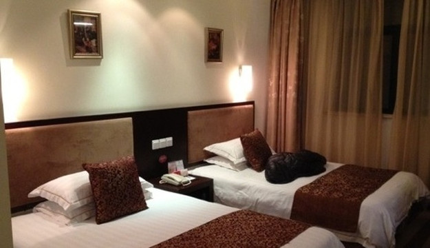 上海宜兰贵斯酒店广东路店主图