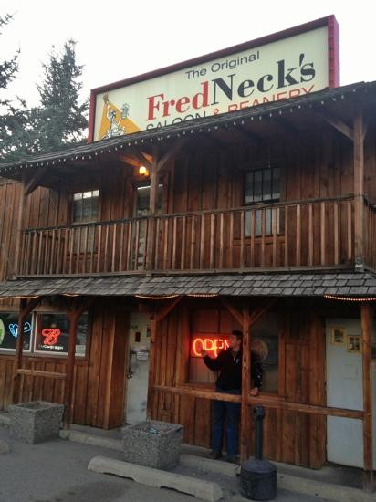 Tekoa餐馆和美食-Fredneck's Bar & Grill