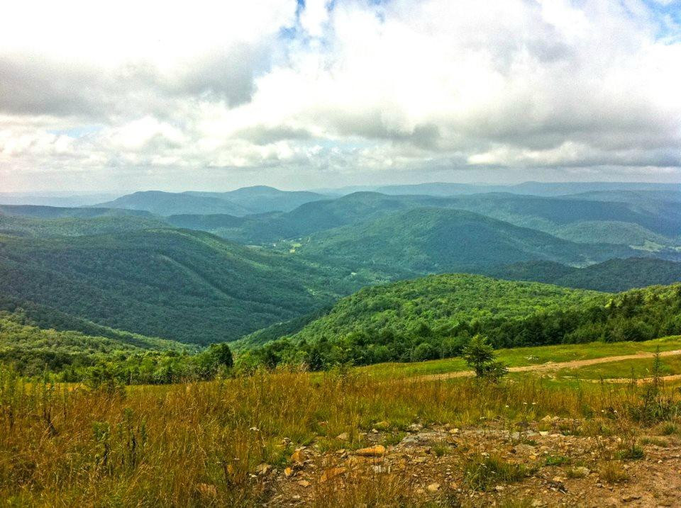 Cheat Mountain Stables-雪鞋山必去景点