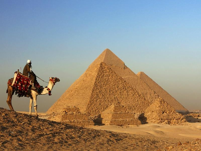 Golden Pyramid - Day Tours景点图片