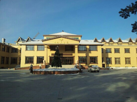 索金大酒店主图