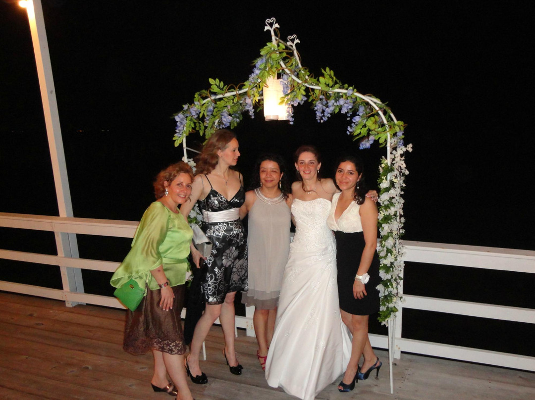 Captain's Quarters主图