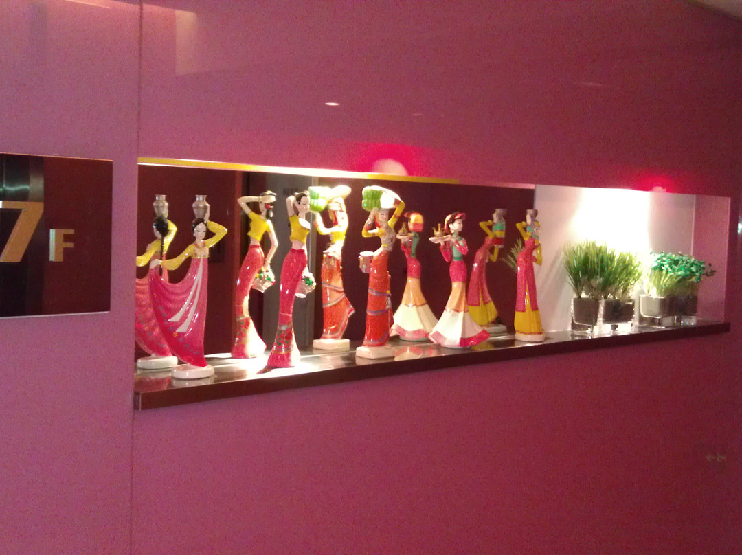 天美乐饭店(武汉武展店)主图