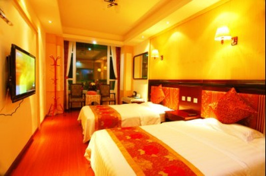 峨眉山蜀乡酒店主图