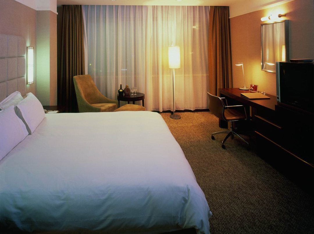 福州西方财富酒店（华林路斗门地铁站店）主图