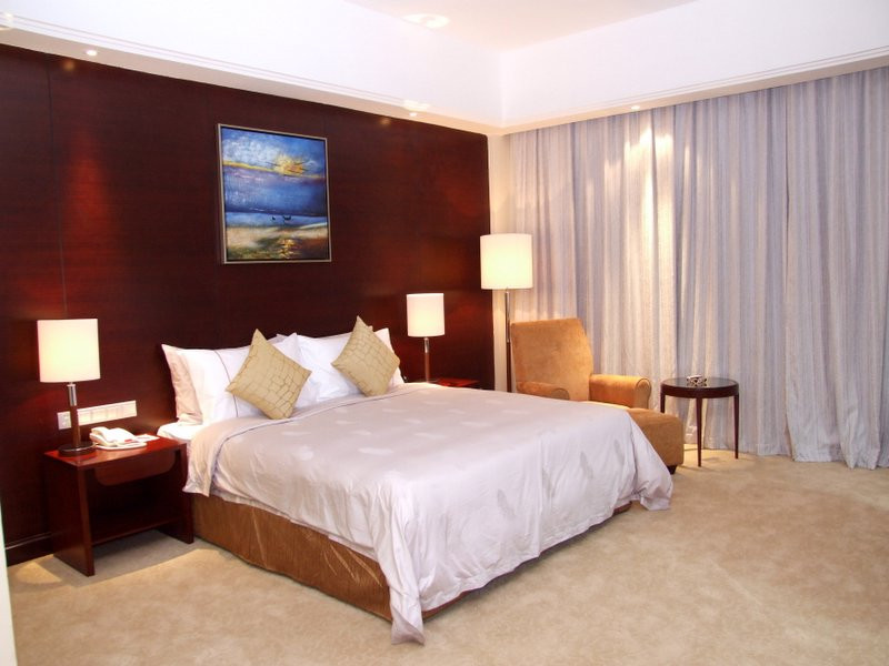 清新花园酒店主图