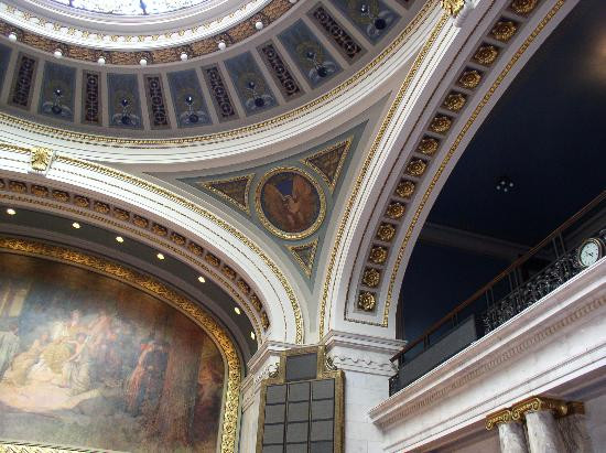 威斯康星州议会大厦-麦迪逊必去景点