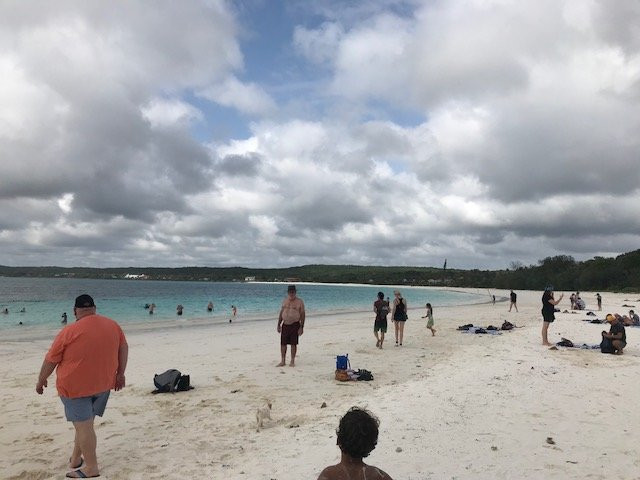 Luecille Beach景点图片