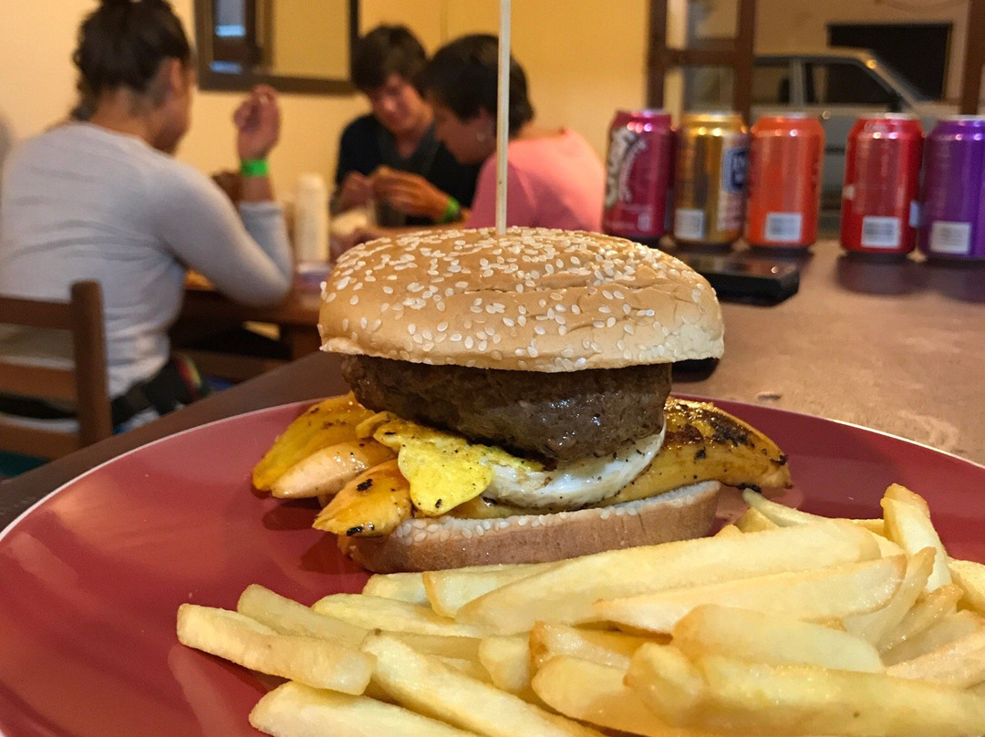 Chocope餐馆和美食-Cheat Day Huanchaco