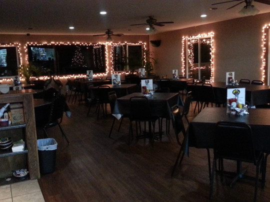 Blue Grass餐馆和美食-Judy's Barge Inn