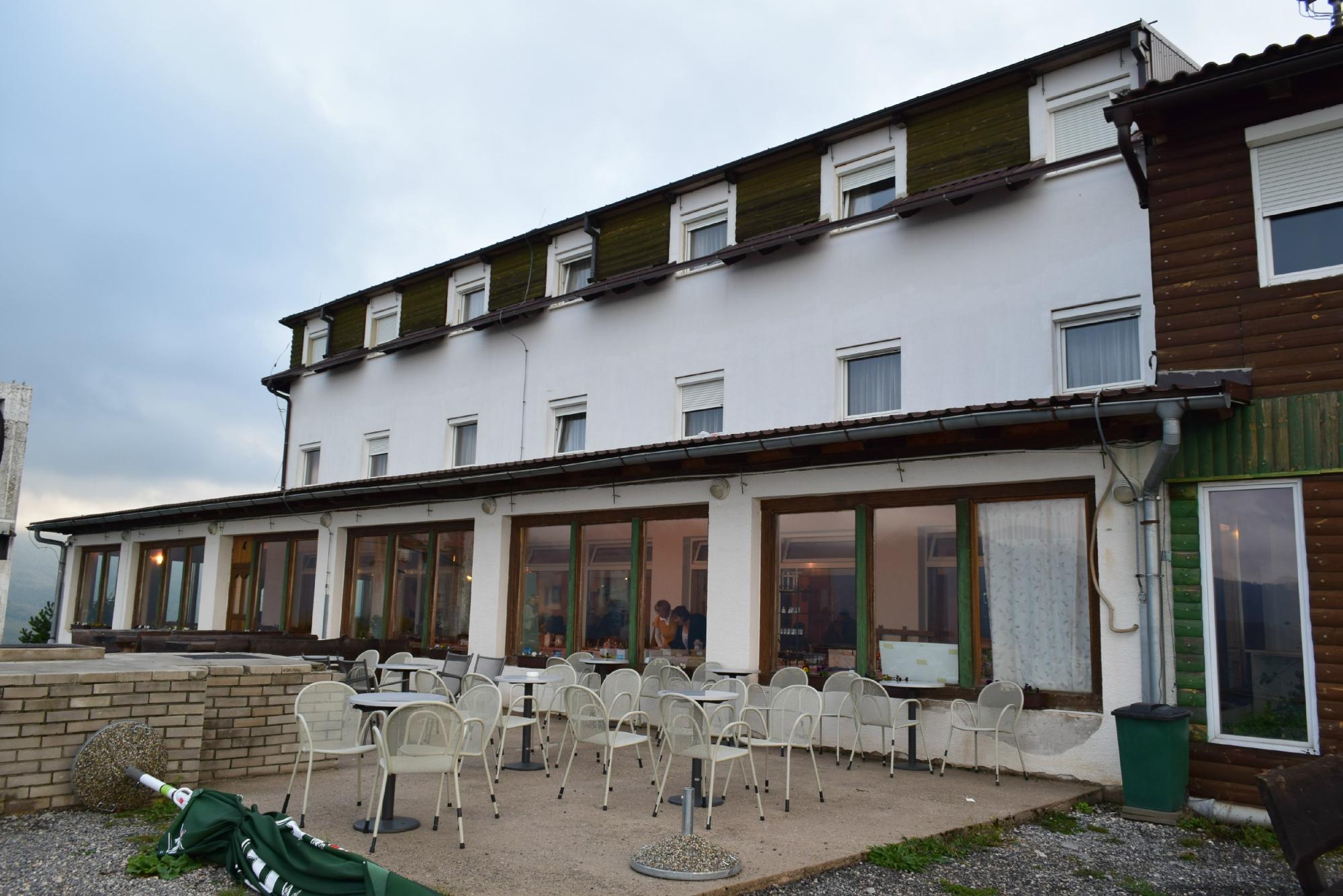 Hotel Degenija Krasno-客卧