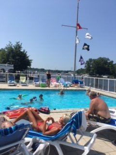 Ship-N-Shore Hotel主图