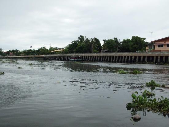 美功铁路市场-Mae Klong必去景点