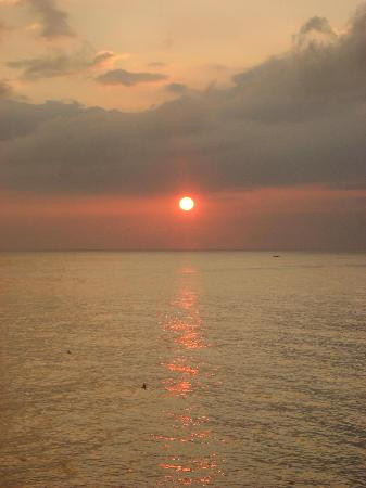 内格里尔悬崖-内格里尔必去景点