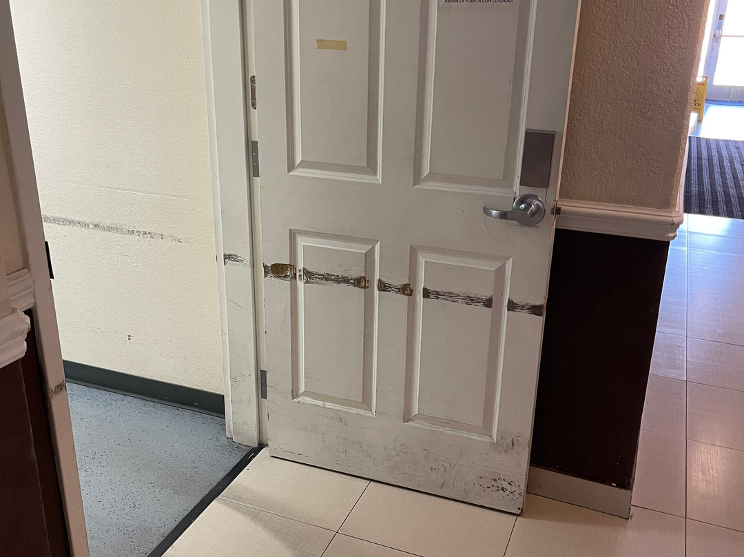 La Quinta Inn & Suites by Wyndham Fowler主图