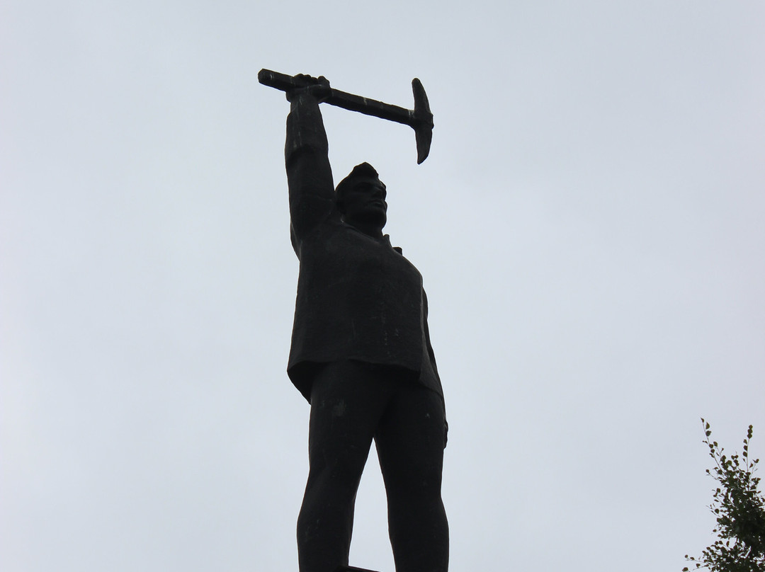 Obelisk «Pokoritelyam Monche-Tundry»景点图片