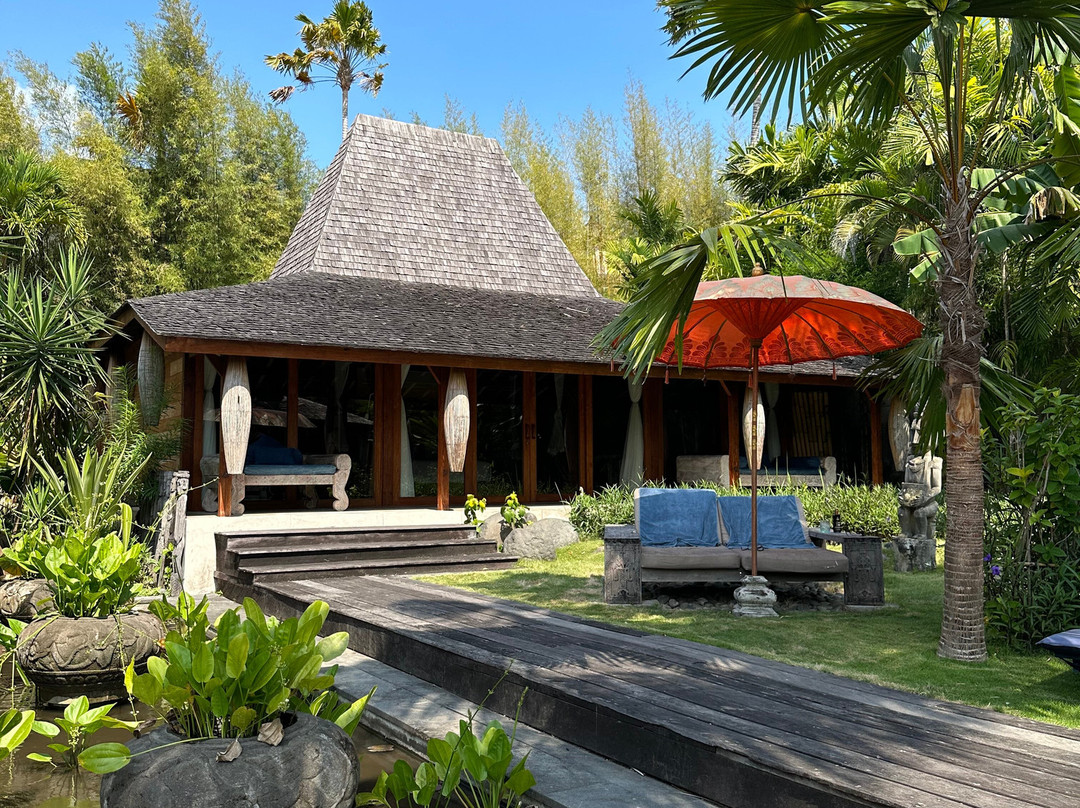 Blue Karma Village主图