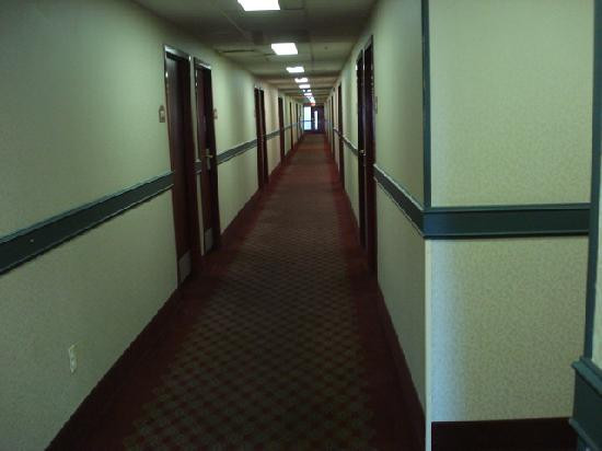 Scottish Inns & Suites