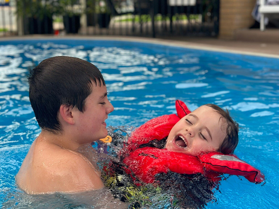 Raintree Motel主图