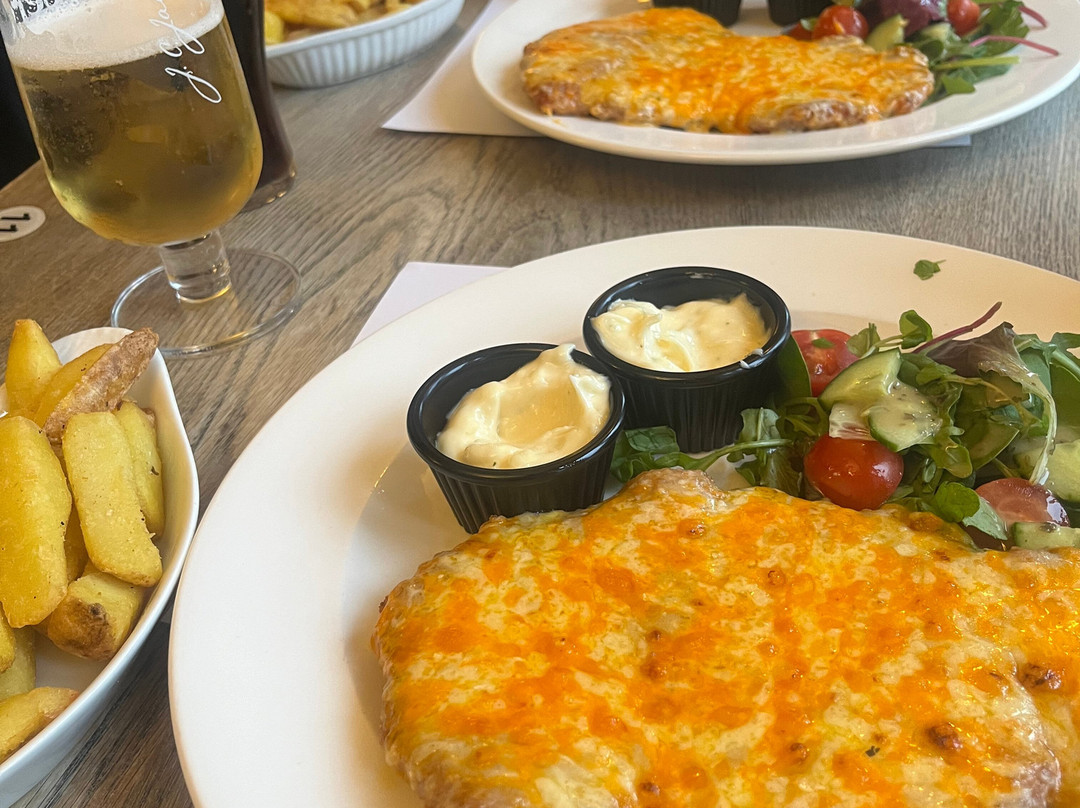 The White Horse主图