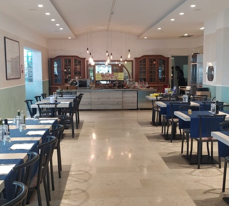 Hotel Saint Tropez SPA & Restaurant主图
