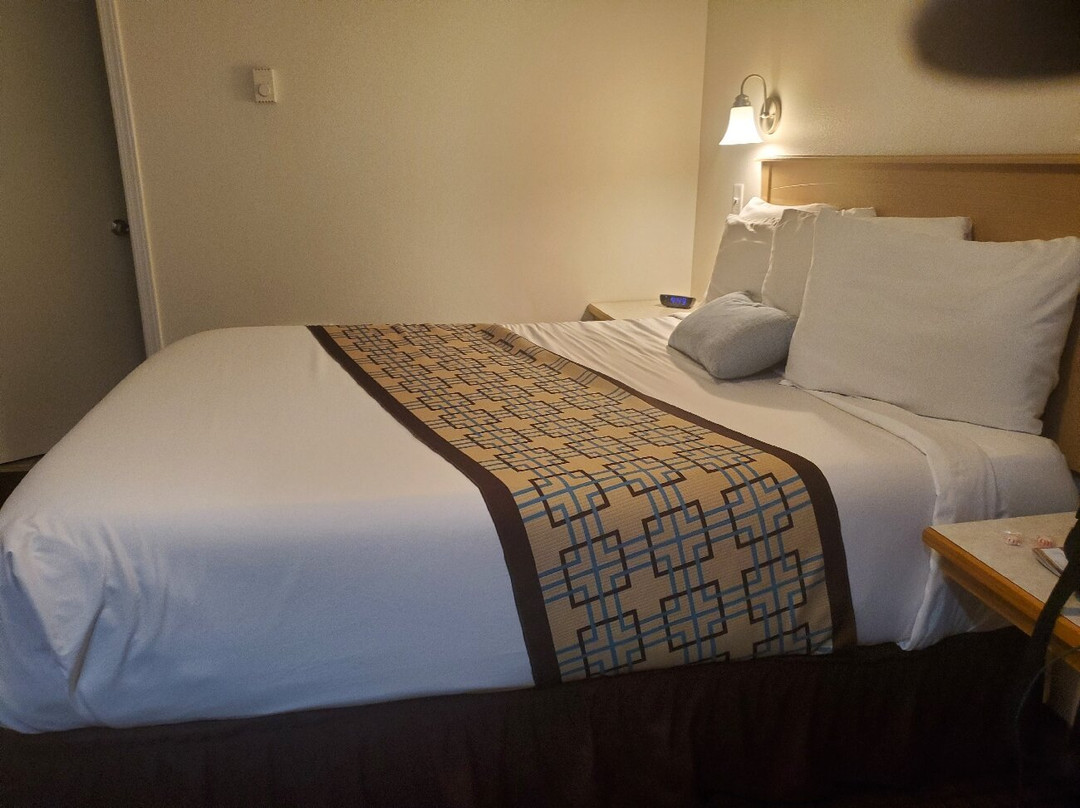 Ocean Breeze Motel主图