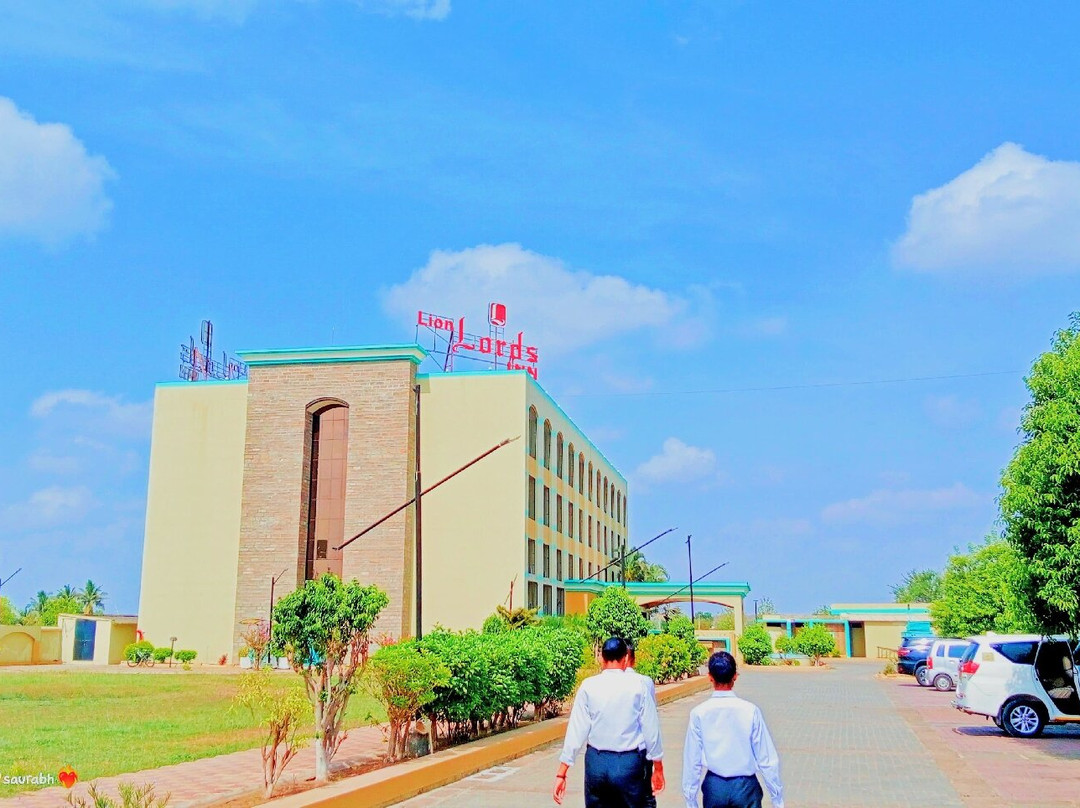 Lion Lords Inn主图