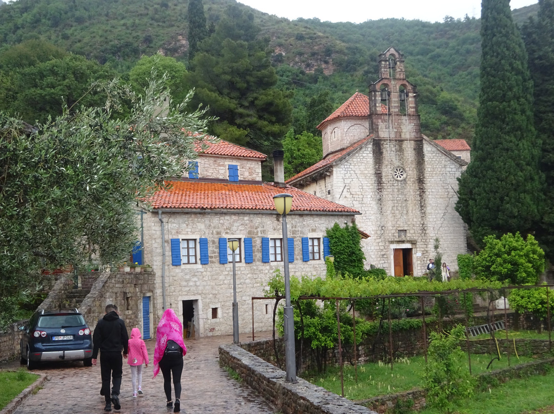 Monastery Praskvica-Przno必去景点