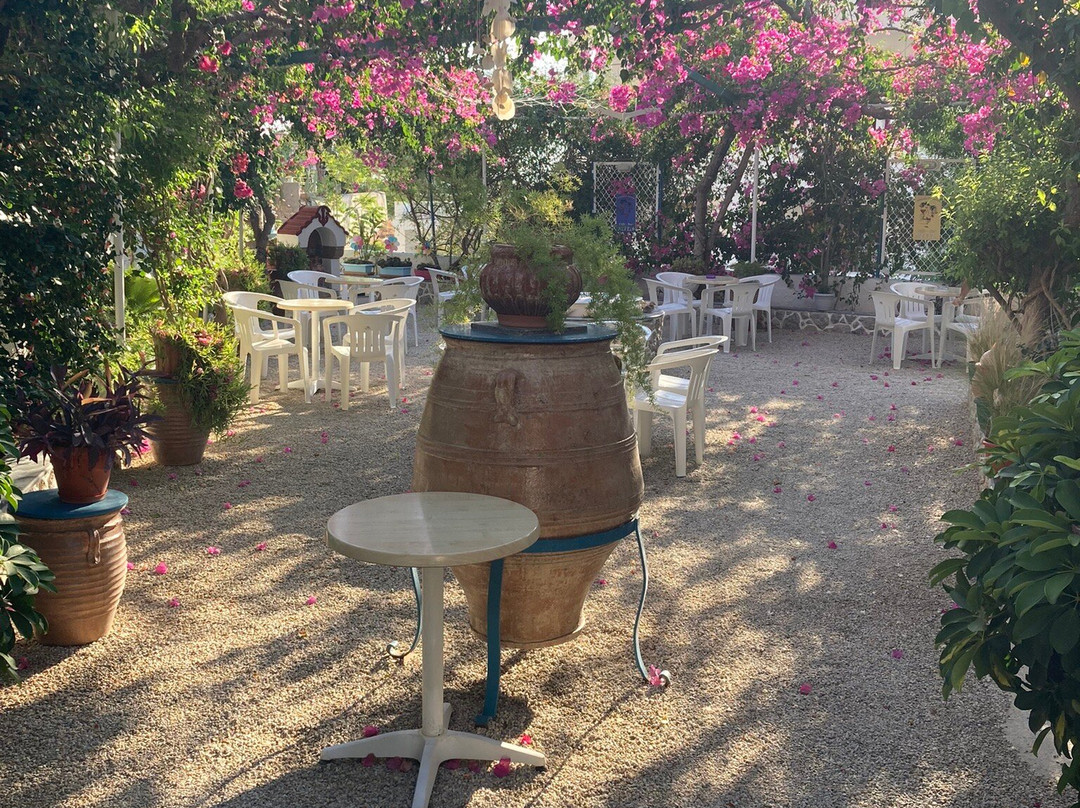 Nefeli Studios主图