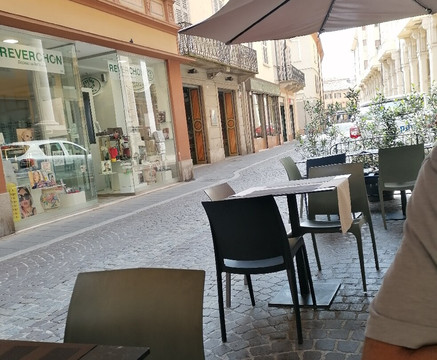 Bistro e Gastronomia,cafè e Restaurant