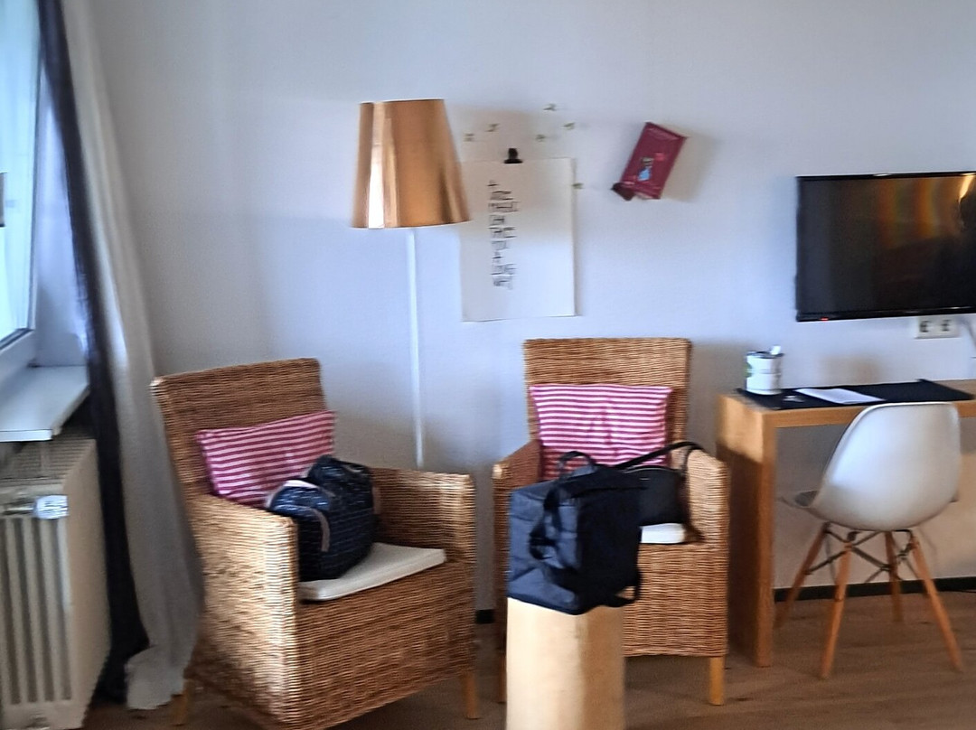 赫斯臣酒店主图