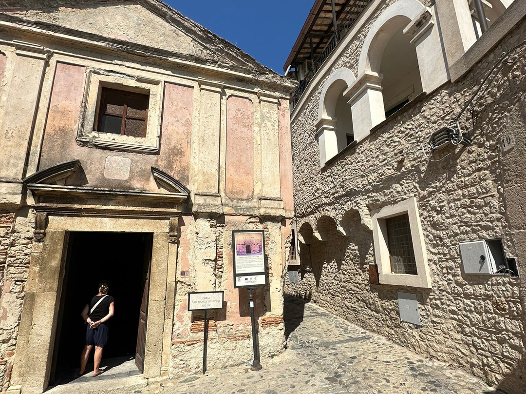 Chiesa Di San Michele Dè Latinis景点图片