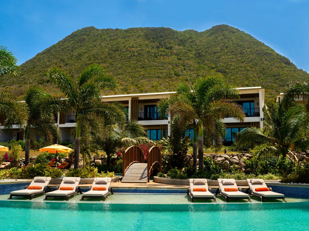 圣尤斯泰希厄斯岛酒店住宿-Golden Rock Dive And Nature Resort