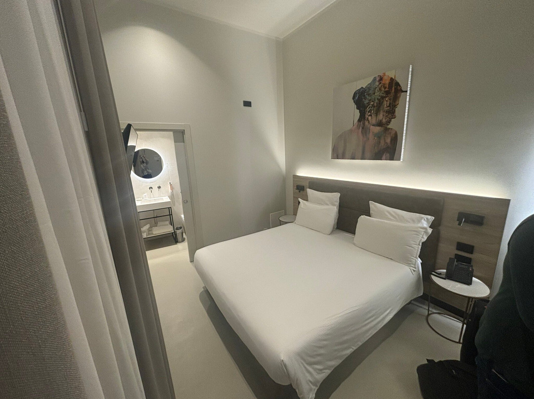 Bergamo Inn 21主图