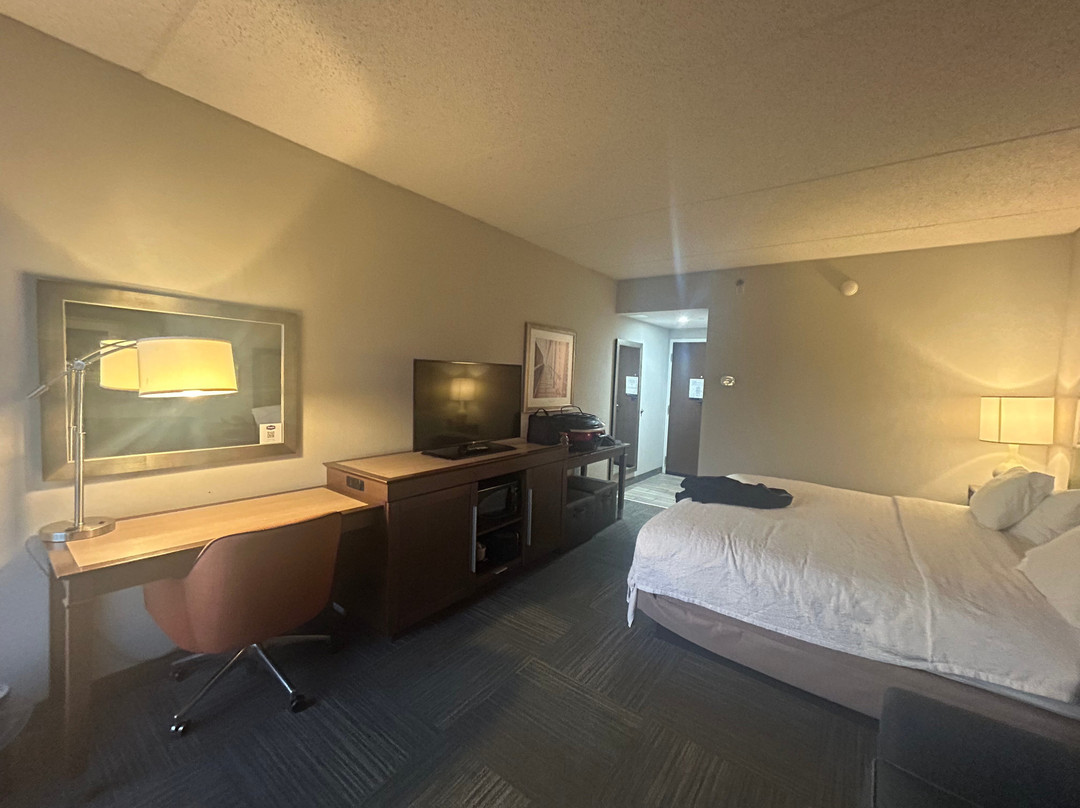 米德尔敦希尔顿恒庭酒店主图