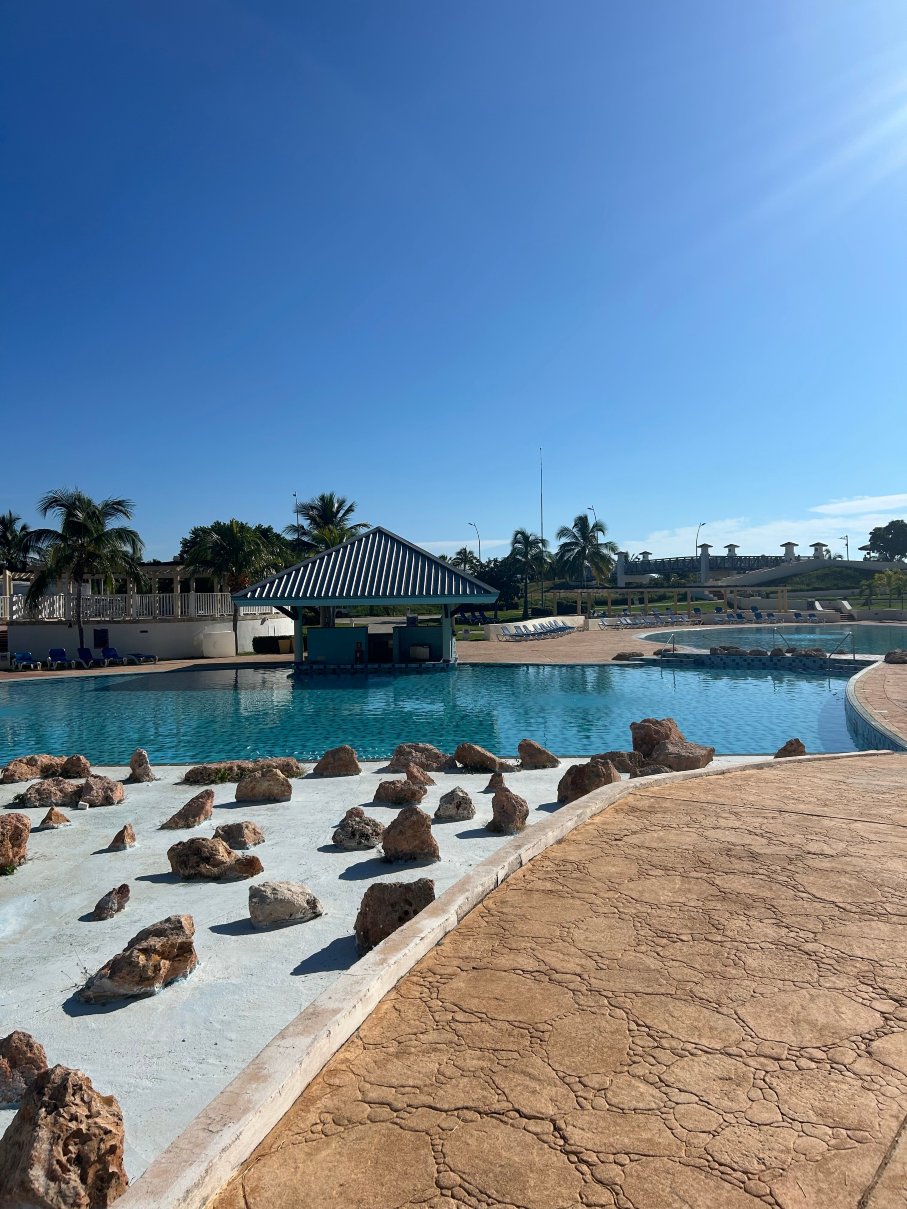 巴拉德罗米利亚码头公寓-泳池