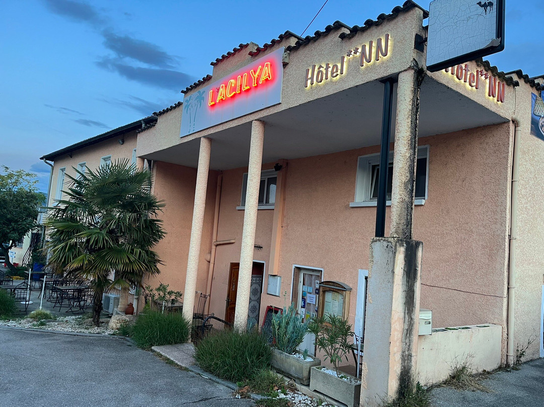 勒阿希尔亚酒店