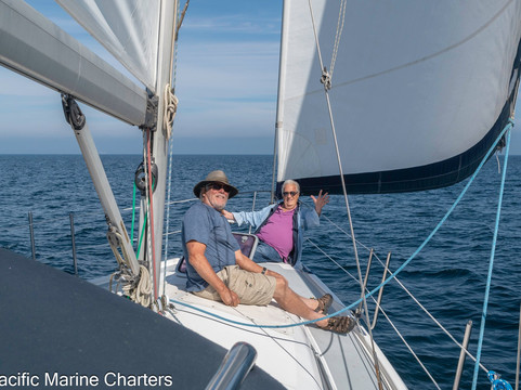 Pacific Marine Charters-欧申赛德必去景点