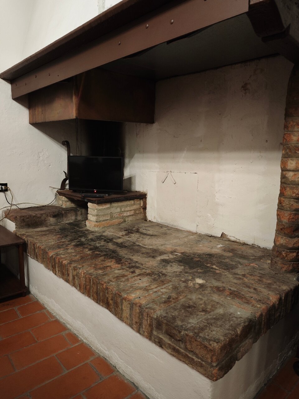 Albergo Montechiari-官方