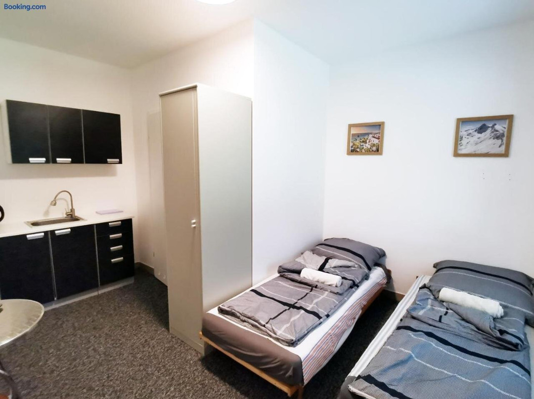Opaa Motel
