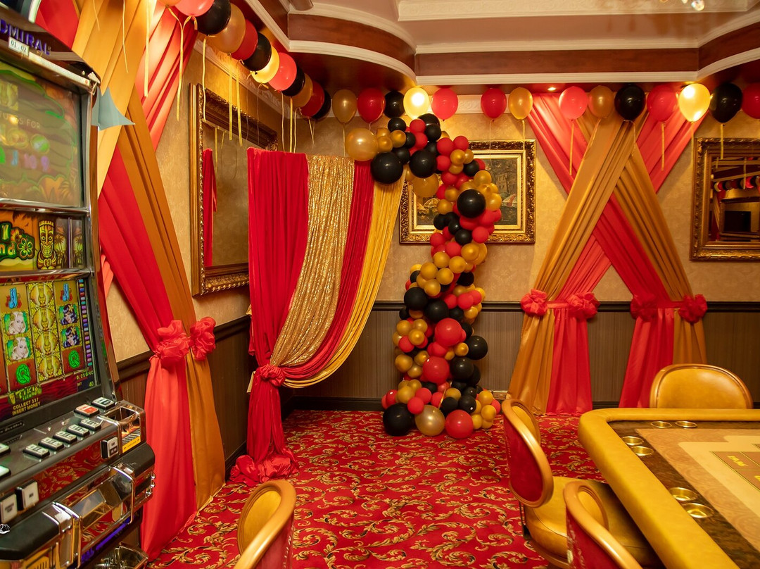 Golden Dragon Tema-特马必去景点