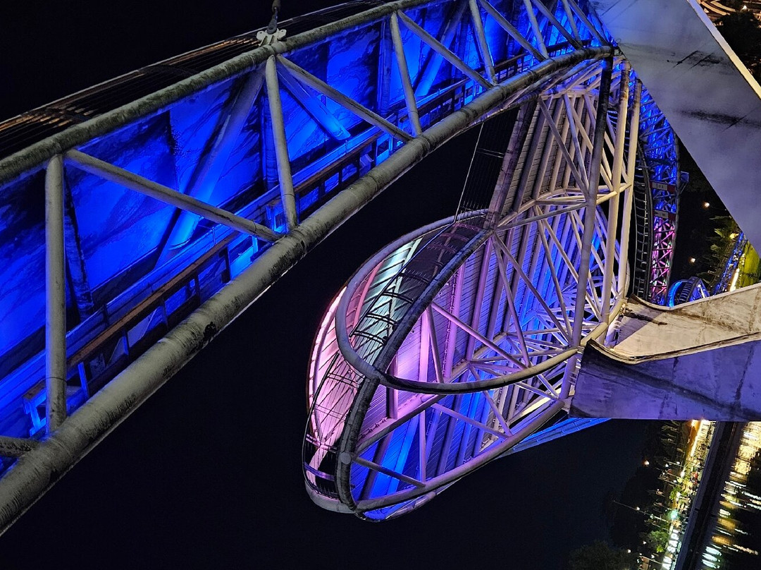 Darul Hana Bridge-古晋必去景点